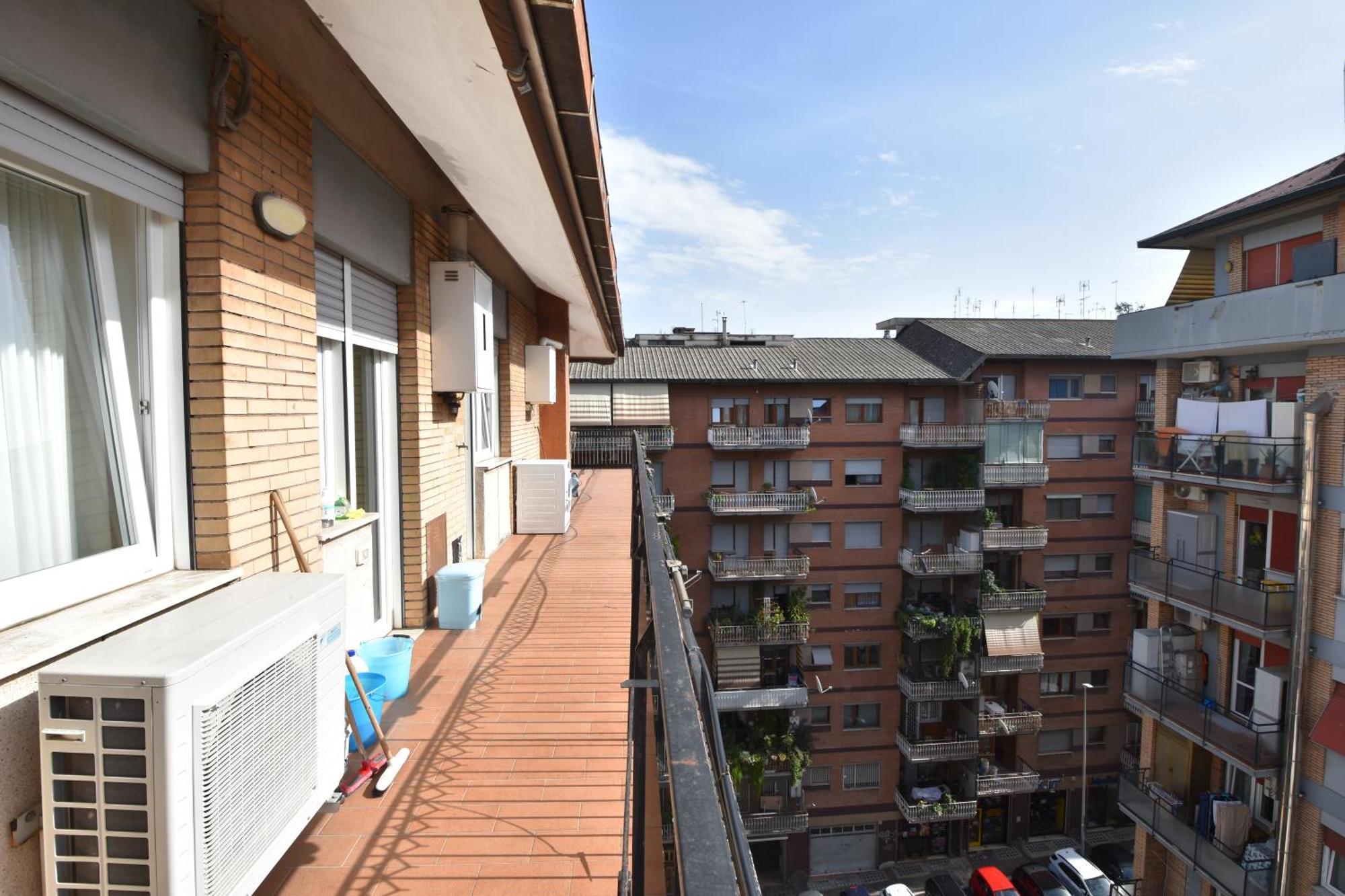 Vassallo Uno Rom
